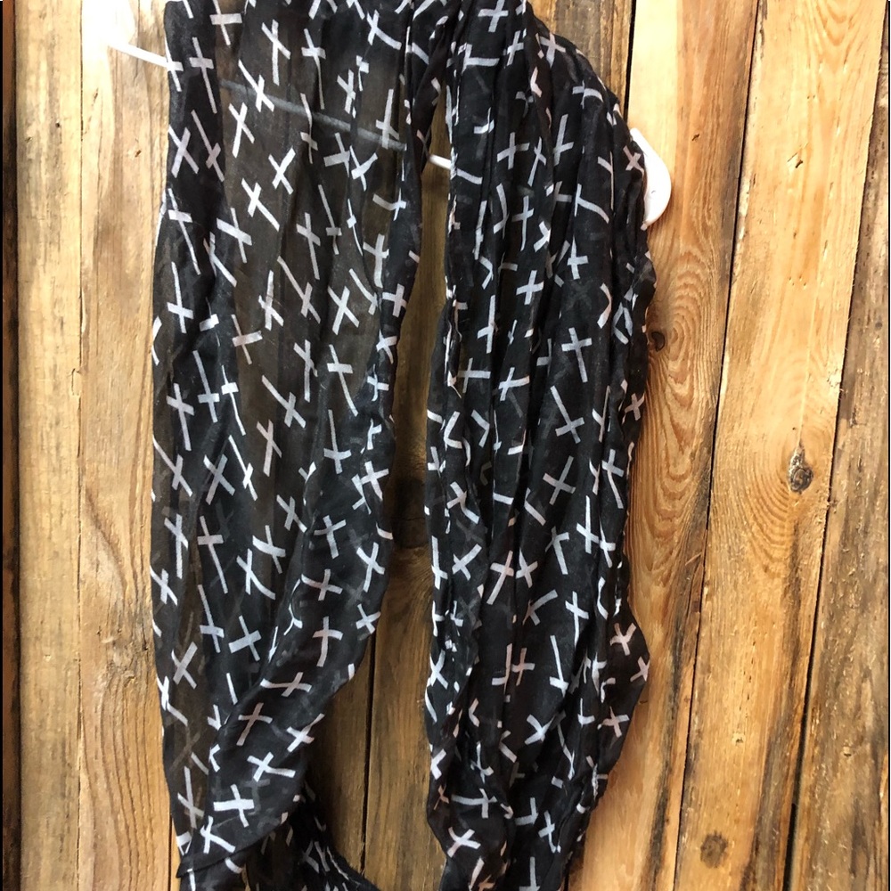 Infinity scarf